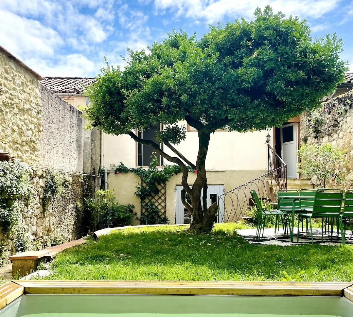 Joli Studio Dependance Lectoure Intra-Muros